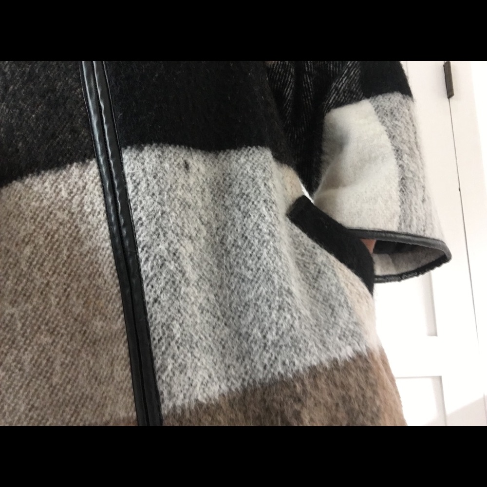 Nine West Crop Sleeve Wool Coat - Picture 10 of 13